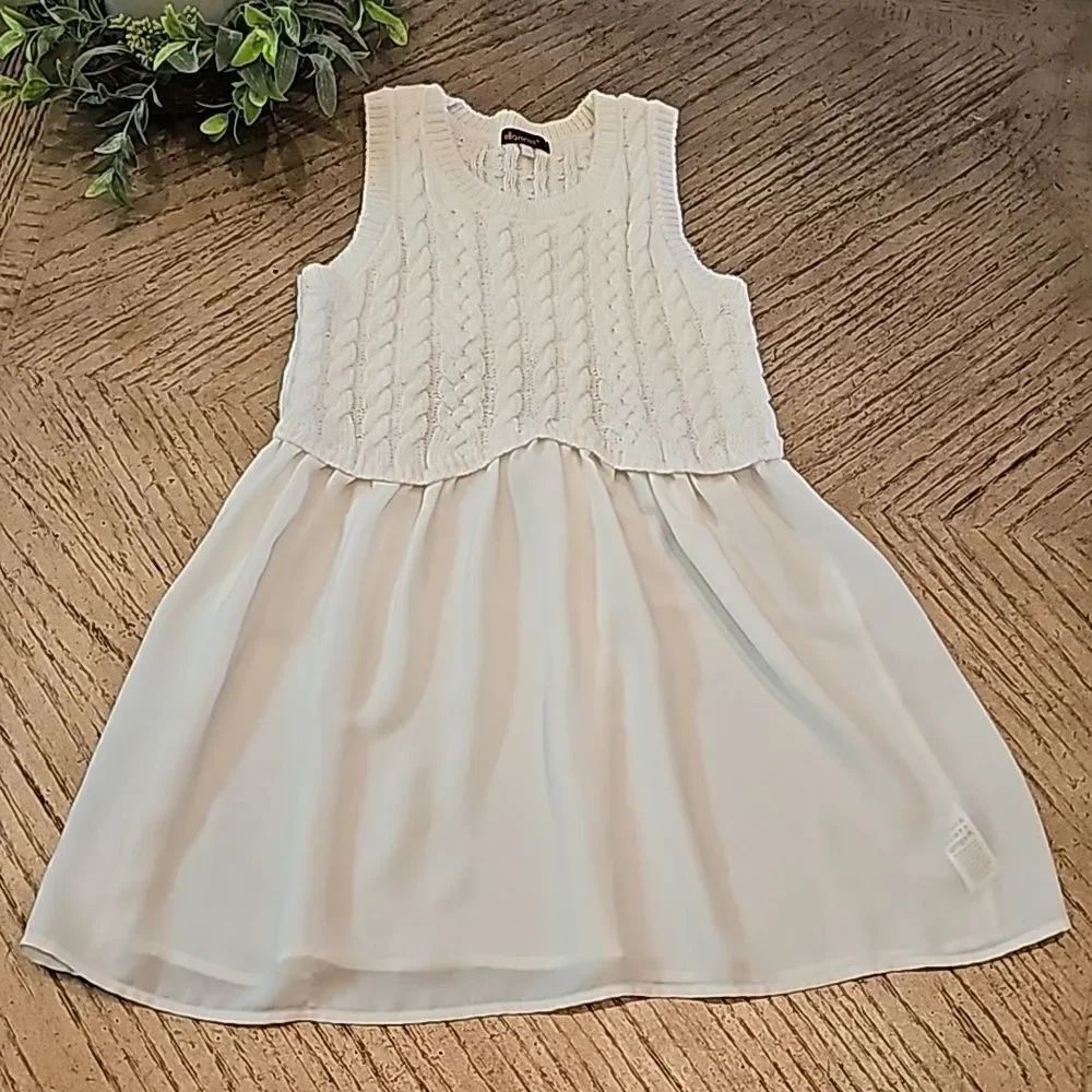 Ella Moss off cream color dress size 10